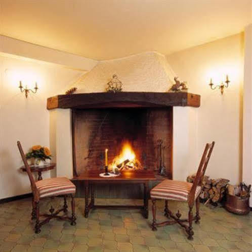 Hotel Les Vieux Toits Neuchâtel Eksteriør bilde